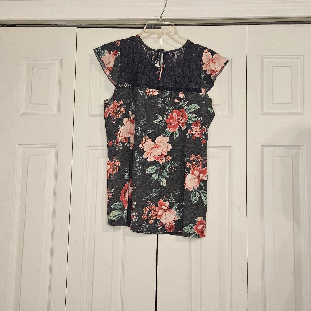 Multicolored Floral Tee - Picture 3 of 5